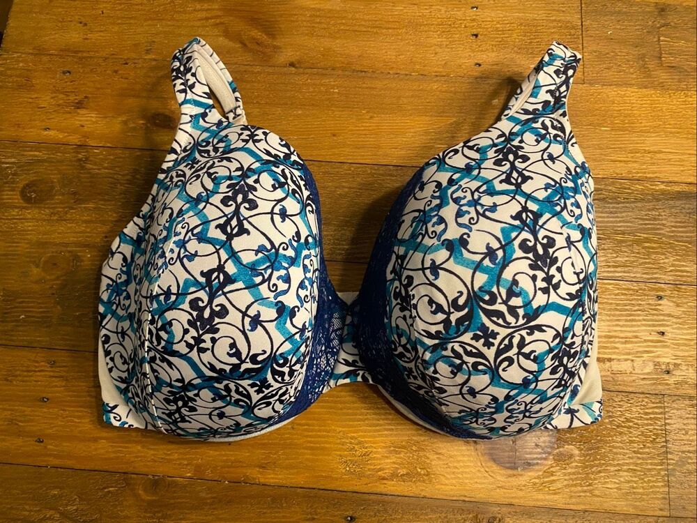 Cacique 42F full coverage lace blue white bra